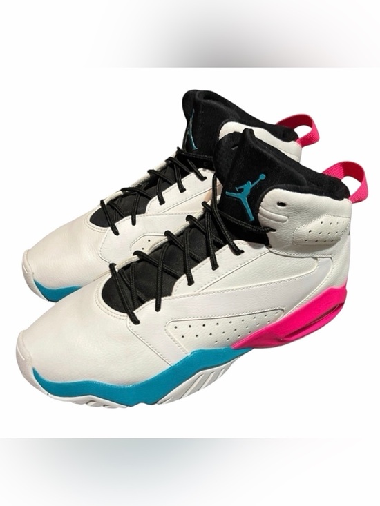 Nike Other - Jordan Lift Off Style# 41-01085-0-04 l, size 9men